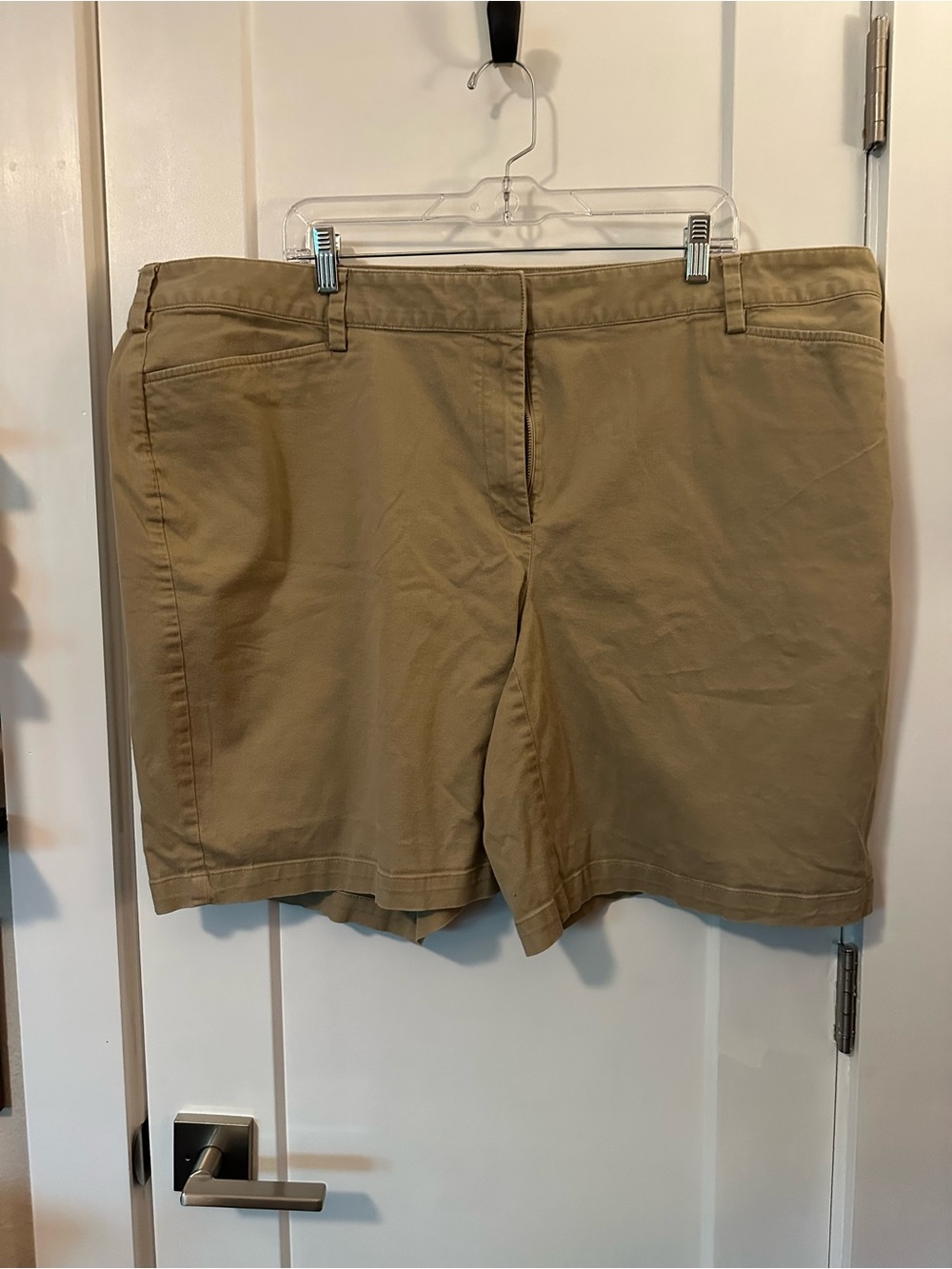 Lands End Women's Khaki Stretch Mid-Rise Shorts 24W